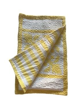 Set of 2 Carleton Varney Yellow/White Quilted King Pillowcases Coastal Grandma